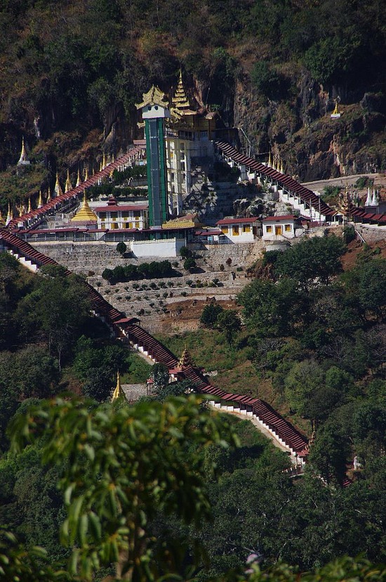 Eingang zur Hoehle von Pingdaya